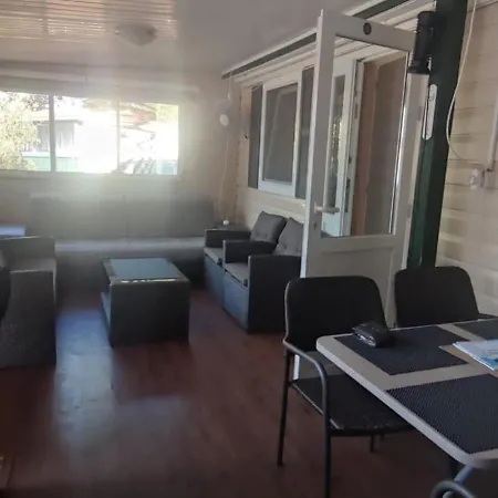 Semesterbostad Mobile Pirovac